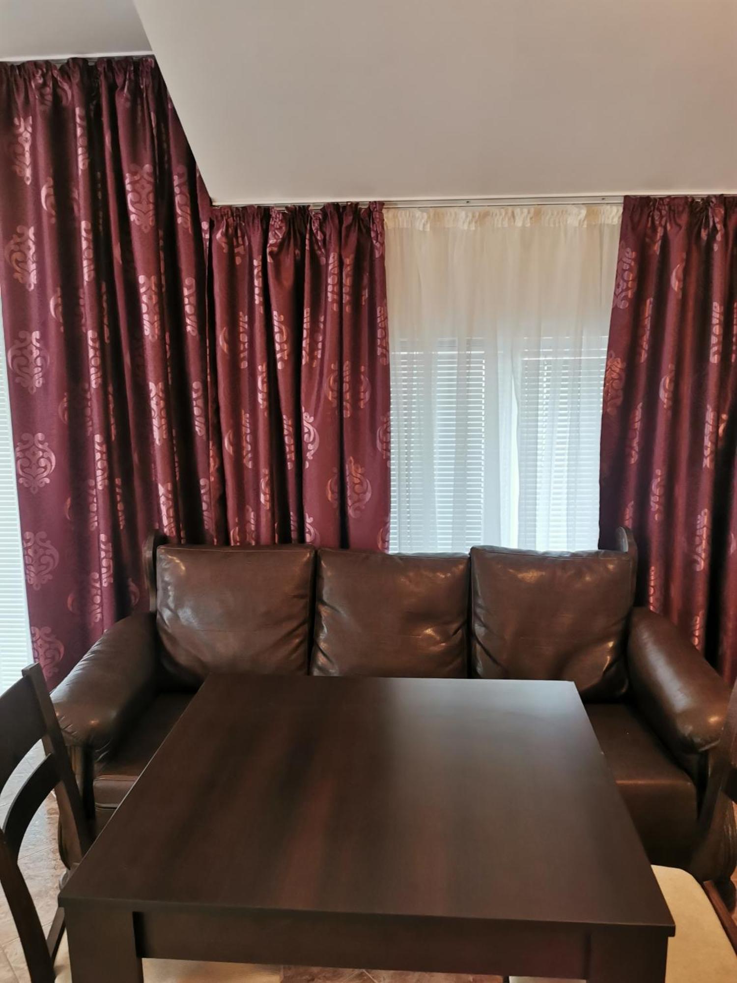 Jelezchevi Guest Rooms Primorsko Bagian luar foto
